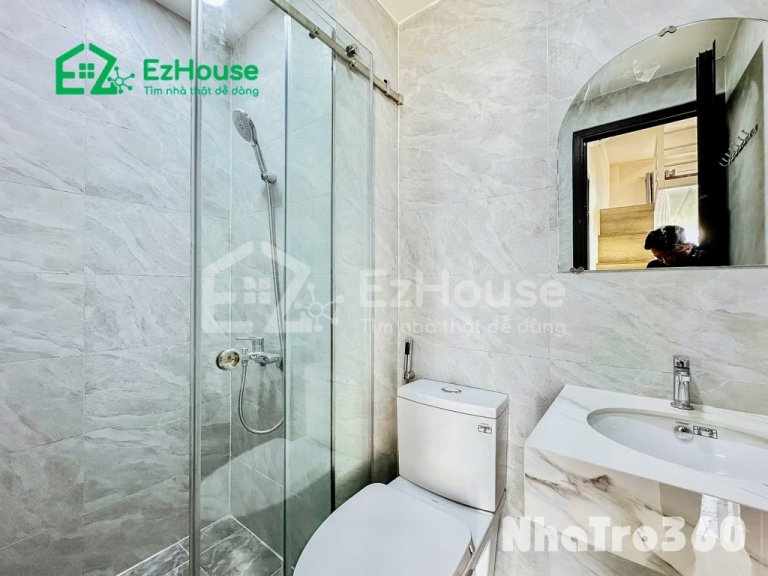 Full nội thất, gác cao, cửa lớn, ban công