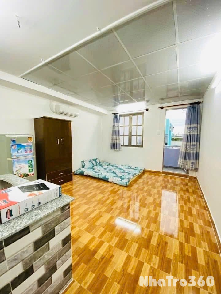 Cho thuê căn hộ ban công, Q8 || ngay Dương Bá Trạc || gần cầu Nguyễn Văn Cừ, cầu chữ Y, cầu Rạch Ông || giá chỉ 4tr9