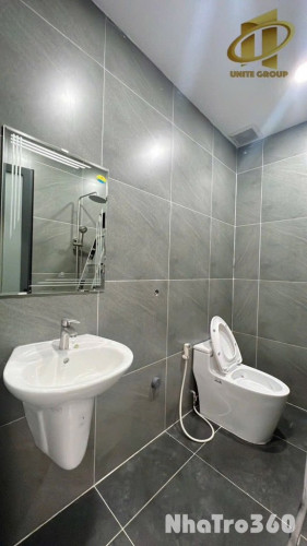 TRỐNG CĂN 1PN RỘNG 50M2 NGAY TRUNG TÂM QUẬN 1