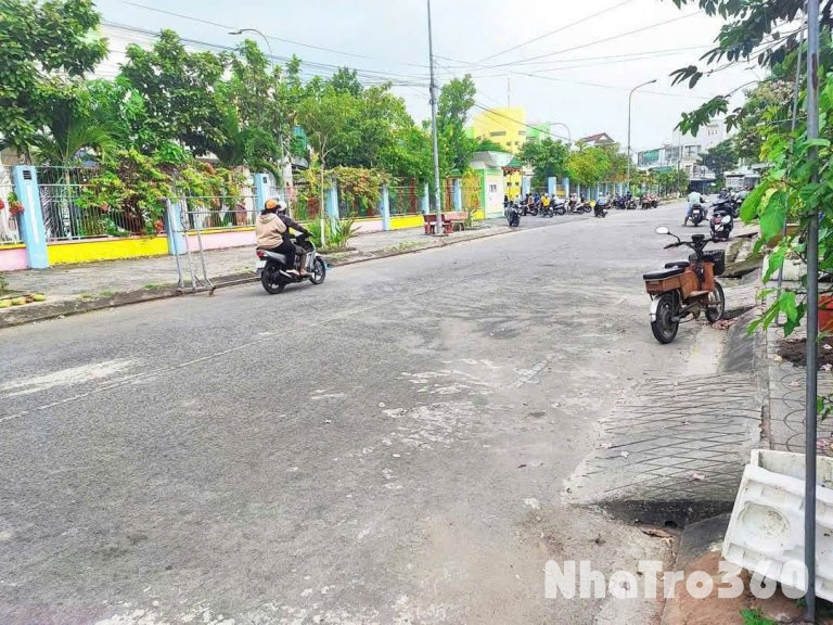 NHÀ CHO THUÊ 2PN – 5 TRIỆU/THÁNG – NGAY KDC BÌNH NHỰT. Đ VỎ VĂN KIỆT