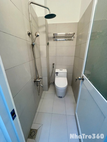 CĂN HỘ FULL NỘI THẤT NGAY TRUNG TÂM QUẬN 10