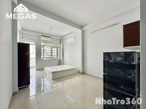 Studio rộng rãi - ban công thoáng - gần chợ Phạm Văn Hai quận Tân Bình