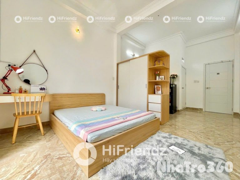 Phòng full nội thất, ban công, giá rẻ