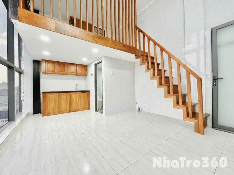 Căn hộ DUPLEX khôgn giới hạn người ở với cửa sổ to full nội thất