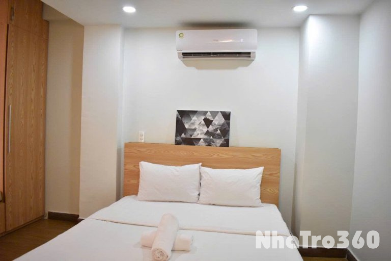 CĂN HỘ CỬA SỔ FULL NỘI THẤT QUẬN 1 GẦN CẦU BA SON