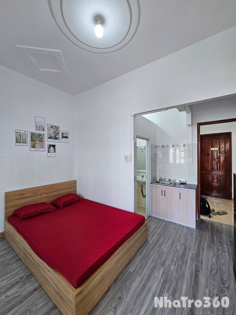 Studio Cửa Sổ , Ban Công , Full Nội Thất Chỉ 4.XTr