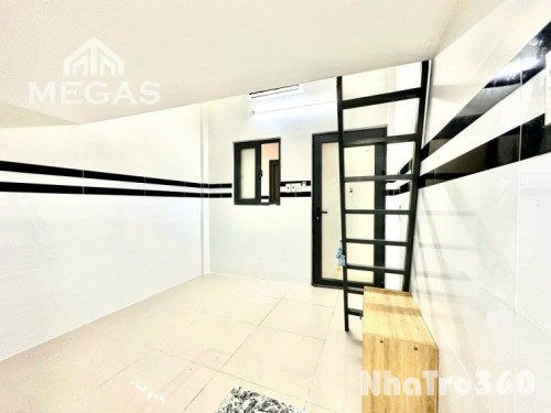 Ngay ngã tư 4 xã, gác cao, thoáng mát