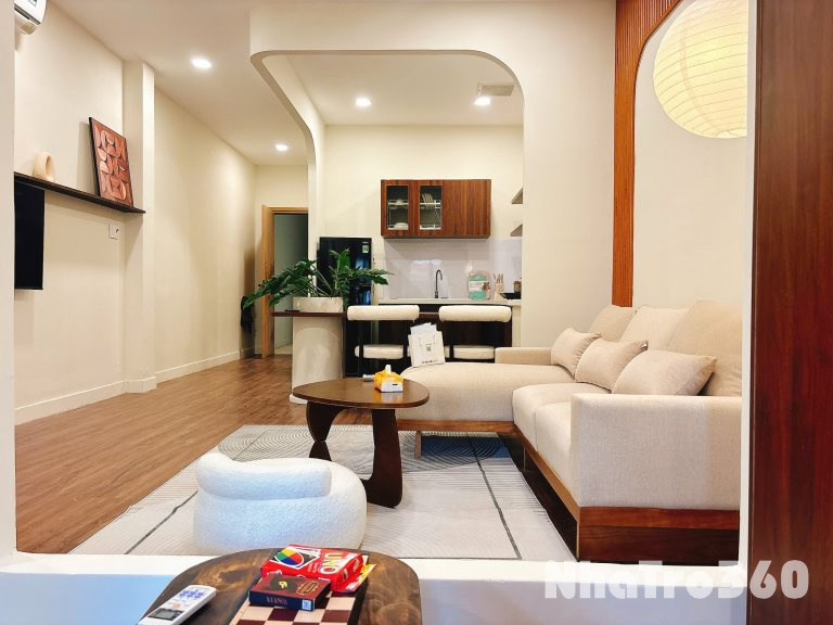 Cho thuê căn hộ 1PN, ban công, Q1 || ngay Trần Quang Khải || gần Công viên Lê Văn Tám, chợ Tân Định