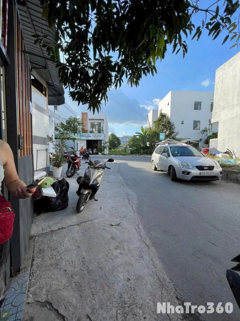 Cho thuê nhà đầu hẻm liên tổ 1-2 kế ĐS 3 KDC Đại Ngân, An Khánh, Ninh Kiều