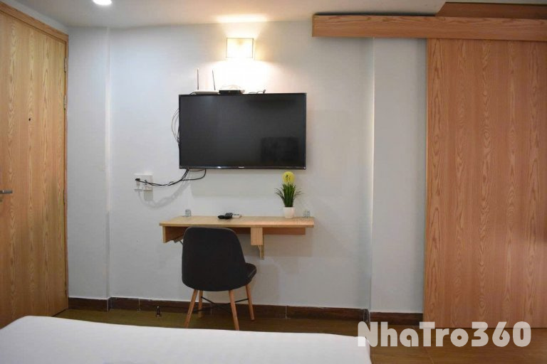 CĂN HỘ CỬA SỔ FULL NỘI THẤT QUẬN 1 GẦN CẦU BA SON