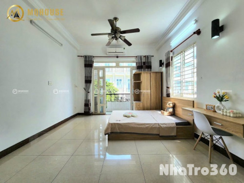 Căn hộ Studio 45m2 bancol cửa sổ Full nội thất máy giặt riêng gần Etwon Cộng Hòa