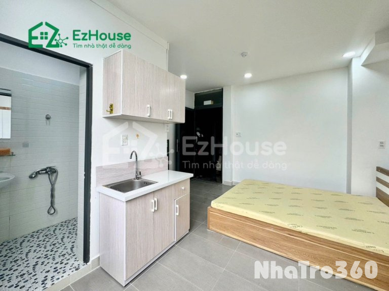 Phòng full nội thất, cửa sổ, rộng rãi, giá rẻ