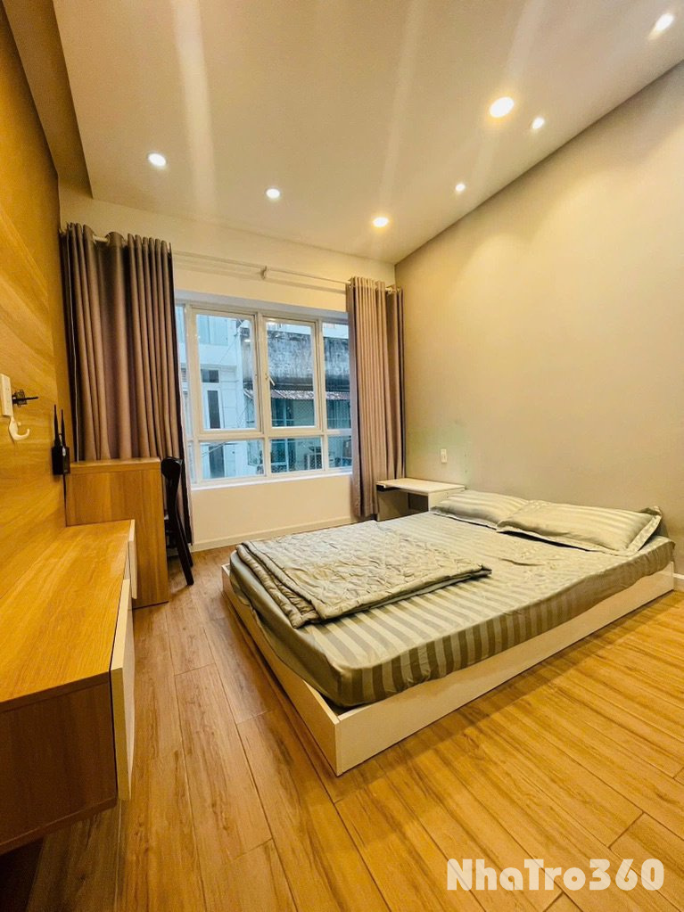 CHO THUÊ STUDIO CỬA SỔ CỰC LỚN TẠI QUẬN 1