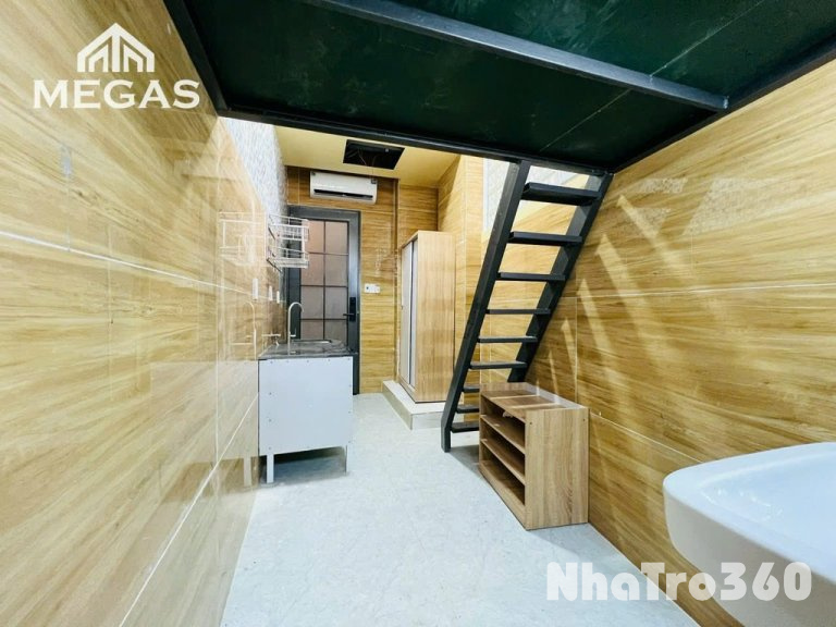 Full nội thất, có gác, bao thoáng mát