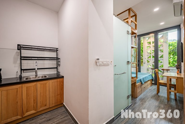 Cho thuê căn hộ tách bếp, Q1 || đường Nguyễn Trung Ngạn || gần Đại Học Y Dược, cầu Thị Nghè, Thảo Cầm Viên