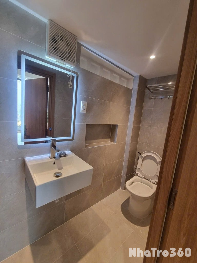 Duplex gác ban công Nguyễn Thị Thập Quận 7