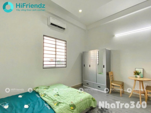 Phòng full nội thất, giá rẻ, cửa sổ