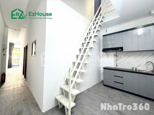 2 phòng ngủ, 1 bếp, ban công, sân thượng