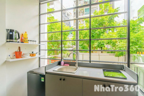 CĂN HỘ BAN CÔNG FULL NỘI THẤT QUẬN 1 NGAY CÔNG VIÊN 23 THÁNG 9