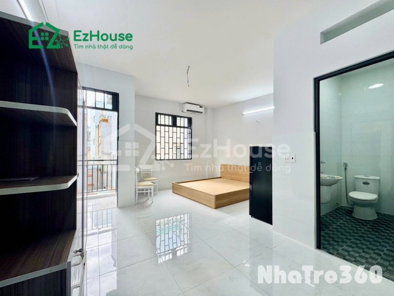 Phòng full nội thất, cửa sổ, ban công, giá rẻ