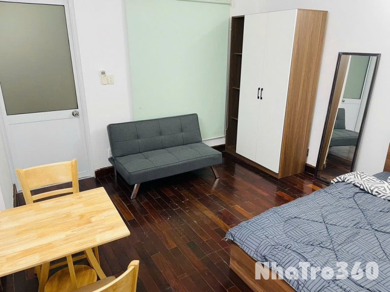 Cho thuê 1pn tách bếp tại NGUYỄN ĐÌNH CHIỂU quận 1