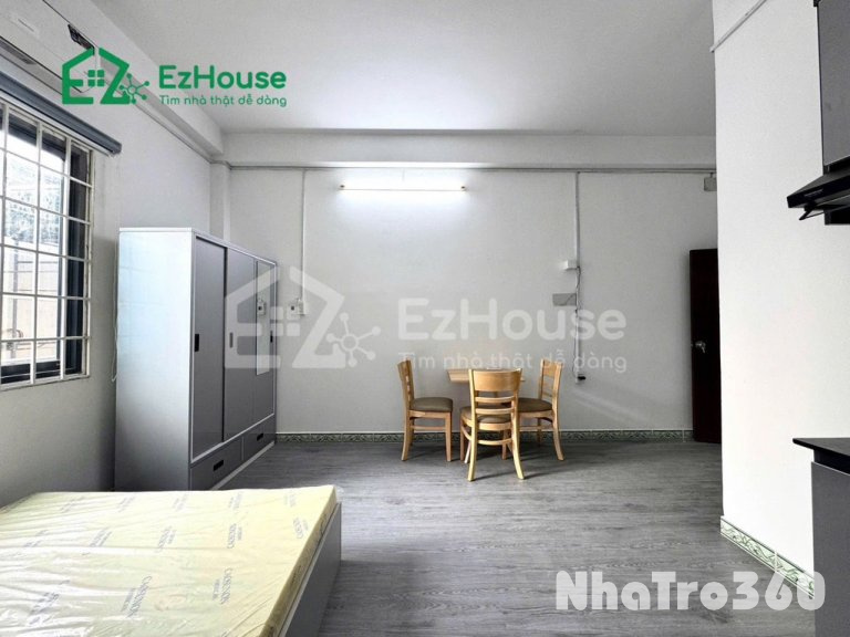 Full nội thất, 35m2, khoá vân tay, bao thoáng mát