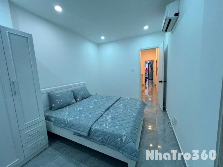 Cho Thuê Nhà Nguyên Căn 1 Trệt 2 Lầu và ban công