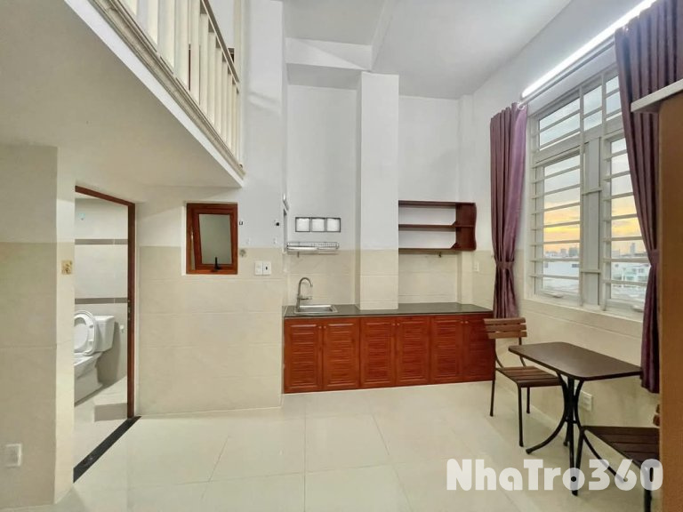 Căn Hộ Duplex Cửa Sổ, Gác Cao 2m, Phòng 38m2, Lotte Mart, Sc ViVo, Sunrise City, Him Lam Quận 7