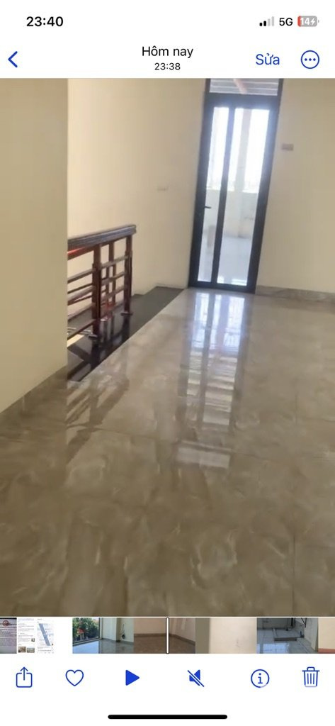 Cho thuê nhà 3 tầng - 140m2 - Mặt đường quốc lộ 1A