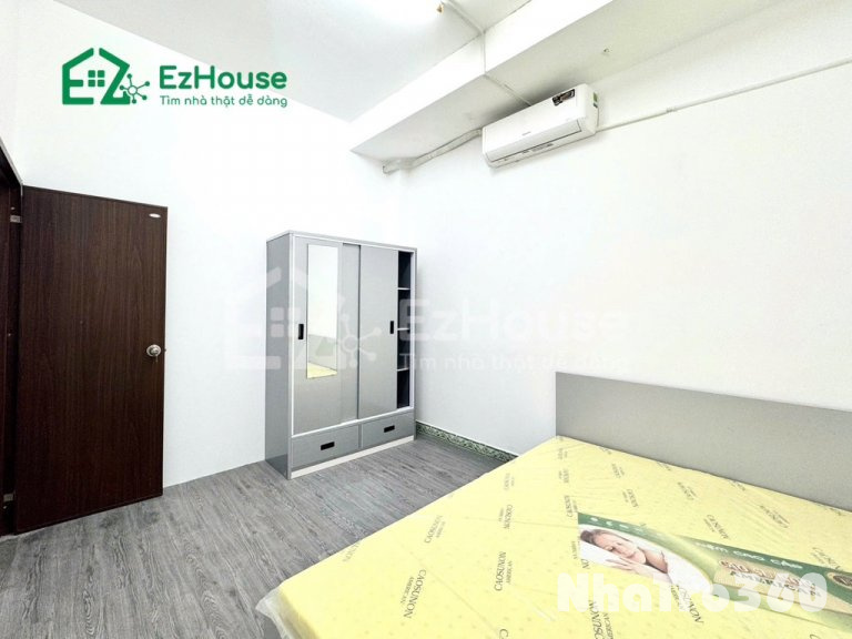 2 phòng ngủ, 1 bếp, ban công, sân thượng