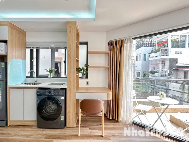 TRỐNG CĂN HỘ 1PN SIÊU RỘNG BAN CÔNG QUẬN 3