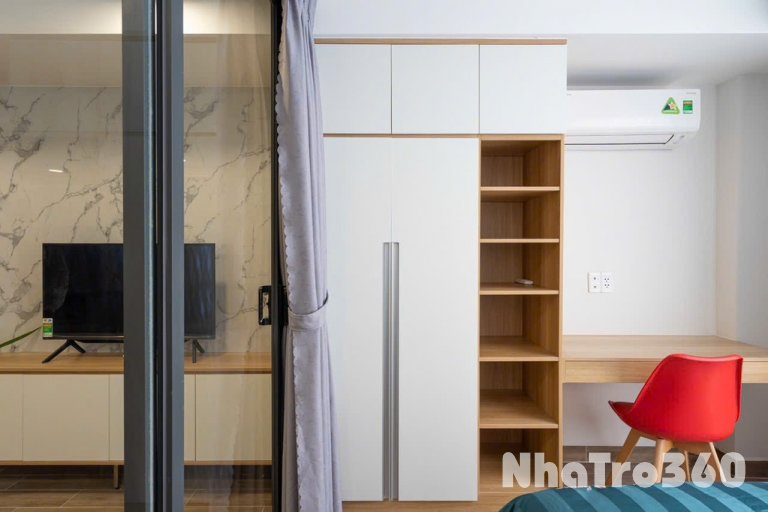 Cho thuê 1pn tách bếp view siêu thoáng tại quận 1