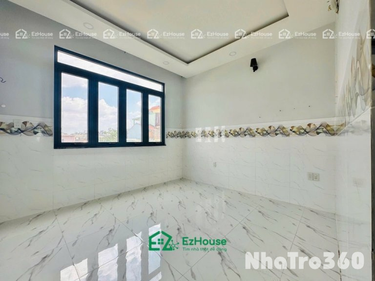 Phòng full nội thất, cửa sổ