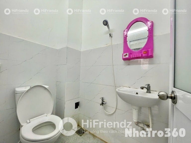 Ngay công viên Phú Lâm, Gác cao, bao thoáng mát