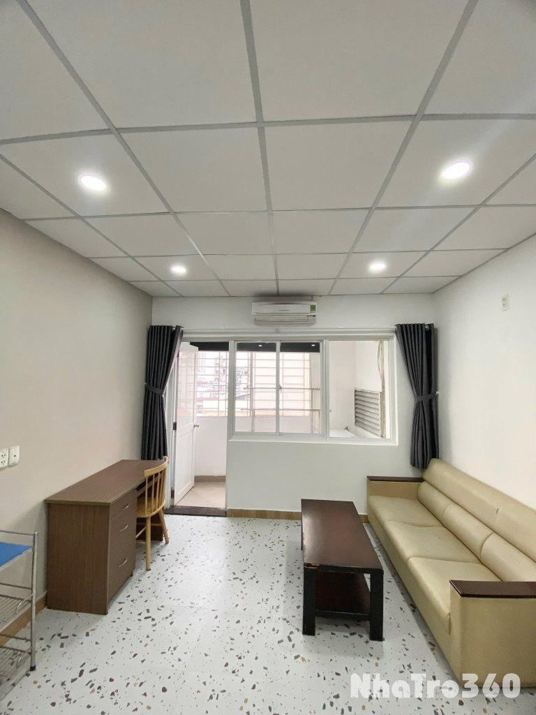 CĂN HỘ 1 PN CỬA SỔ FULL NỘI THẤT QUẬN 1
