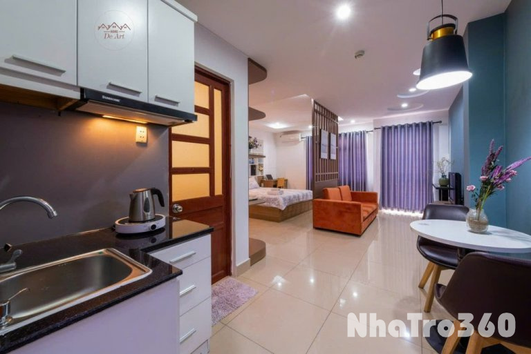 CĂN HỘ STUDIO RỘNG BAN CÔNG GẦN 50M2 QUẬN 1