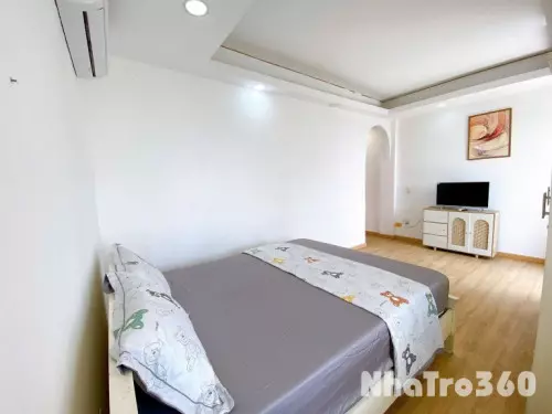 Cho thuê căn hộ 1PN, ban công, Q10 || ngay Thành Thái || gần Sân Vân Động Phú Thọ, Nhà Thờ Đồng Tiến, Vạn Hạnh Mall