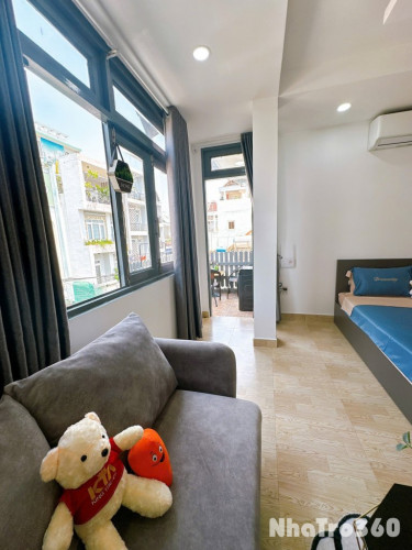 Cho thuê căn hộ Studio Ban công Q10 gần toà nhà Viettel