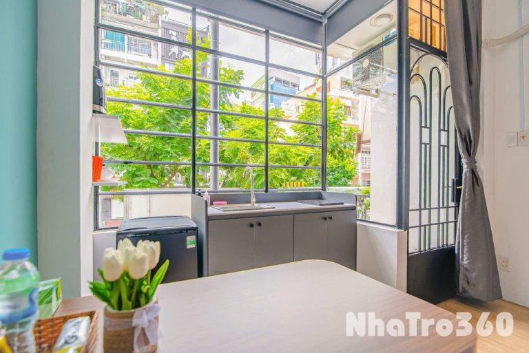 CHO THUÊ CĂN HỘ STUDIO CỬA SỔ BAN CÔNG Q1