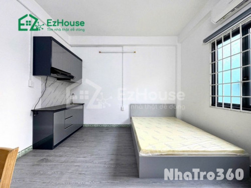 Full nội thất, cửa sổ lớn, thoáng mát