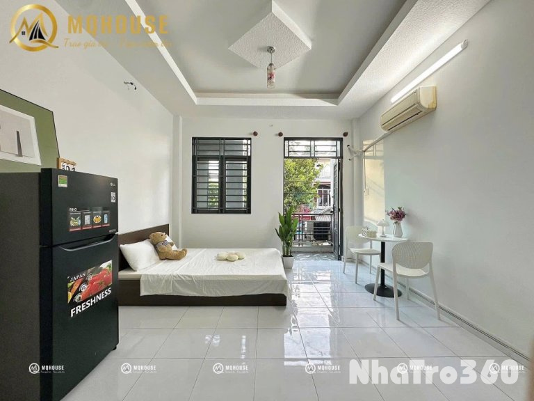 Studio full nội thất ban công gần ĐH Luật Quận 4