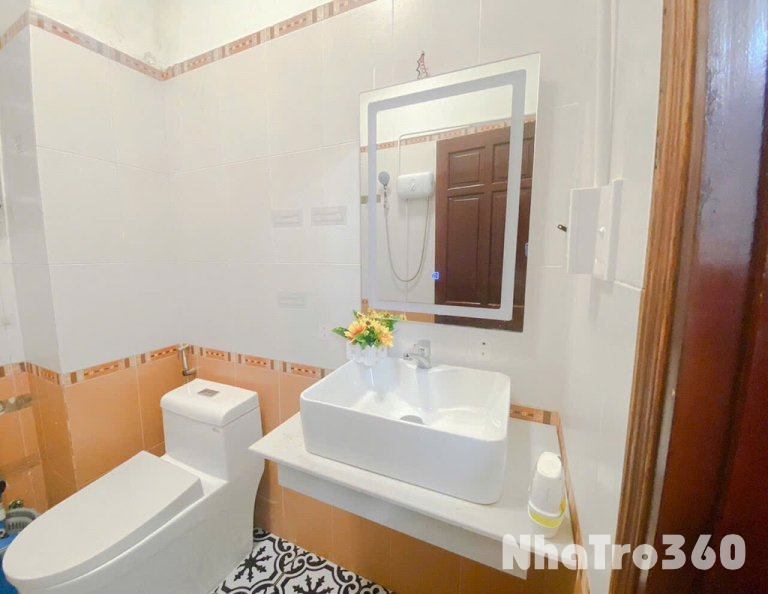 Cho thuê studio 2pn tách bếp tại quận 4