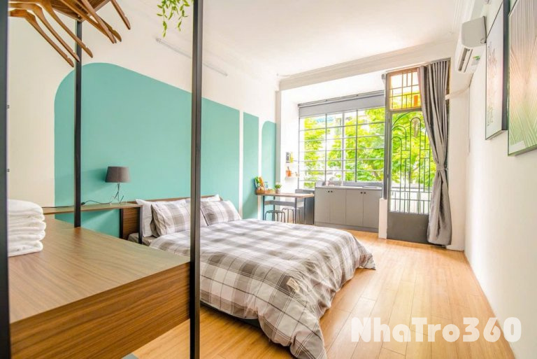 CHO THUÊ CĂN HỘ STUDIO CỬA SỔ BAN CÔNG Q1