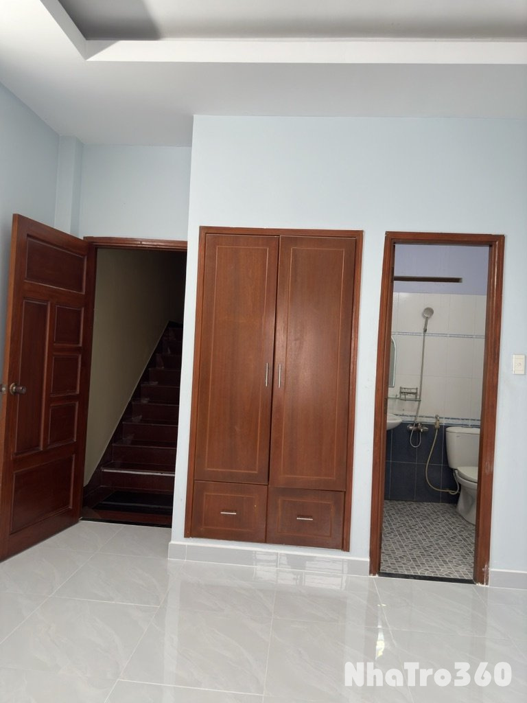 Phòng cho thuê sạch sẽ, đầy đủ tiện nghi