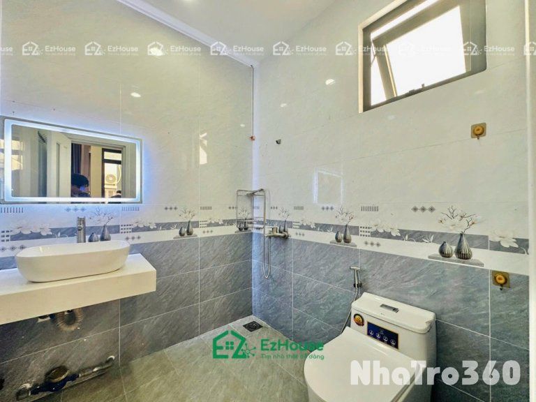 Ngay ngã tư 4 xã, Full nội thất, siêu thơ