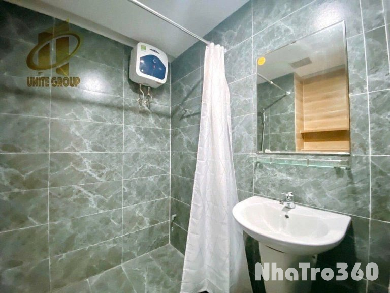 Cho thuê studio có cửa sổ trời tại quận 1