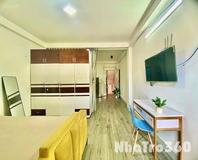 Cho thuê căn hộ 1PN, ban công, Q1 || ngay Đề Thám || gần Đại Học Văn Lang, Công viên 23 tháng 9, cầu ông Lãnh