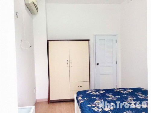 Căn hộ cho thuê ngay trung tâm quận 10, có cửa sổ đón nắng, bancol thoáng mát