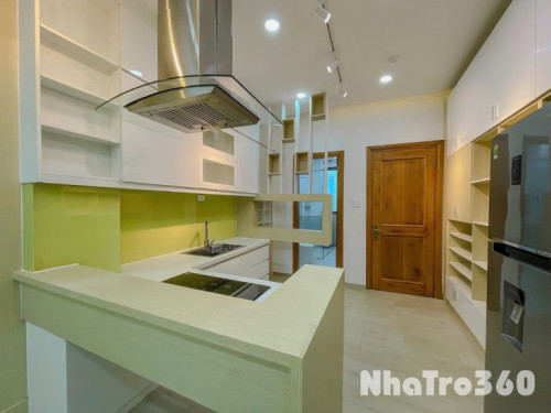 Căn hộ full nội thất ban công Trần Quang Diệu Q3