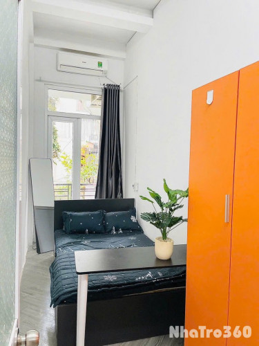 CHO THUÊ CĂN HỘ 2PN FULL NT NGAY Q1